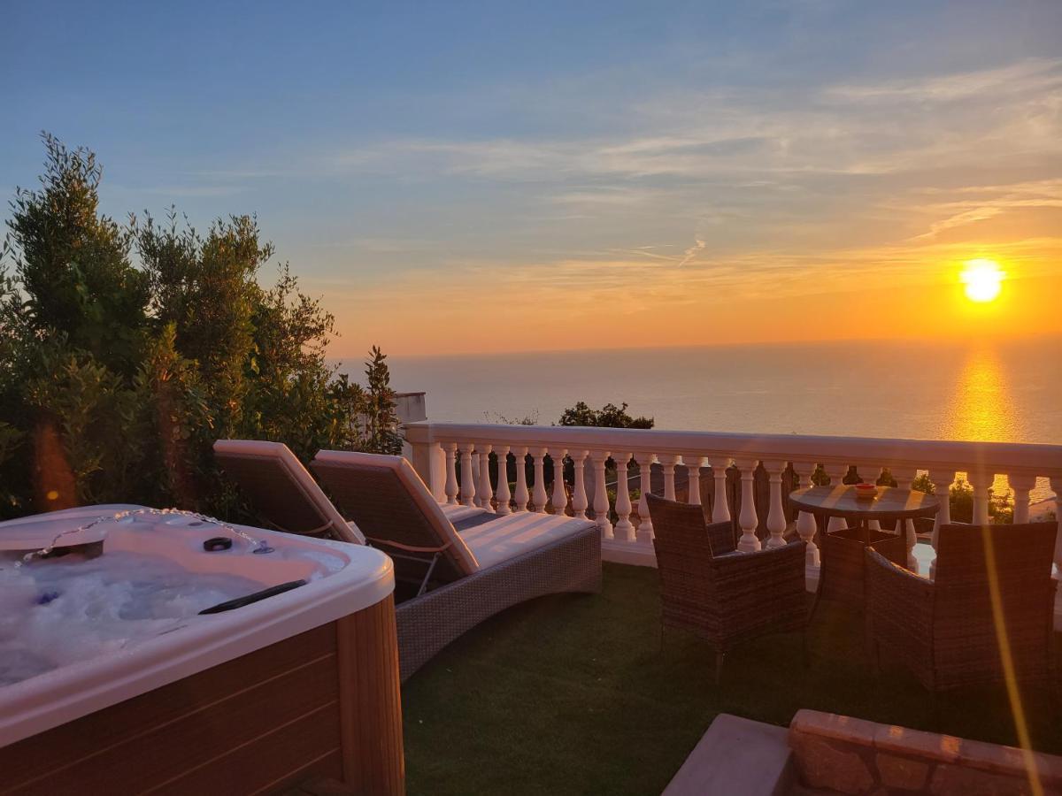 Vista Mare Bb Bed & Breakfast อนากาปรี ภายนอก รูปภาพ