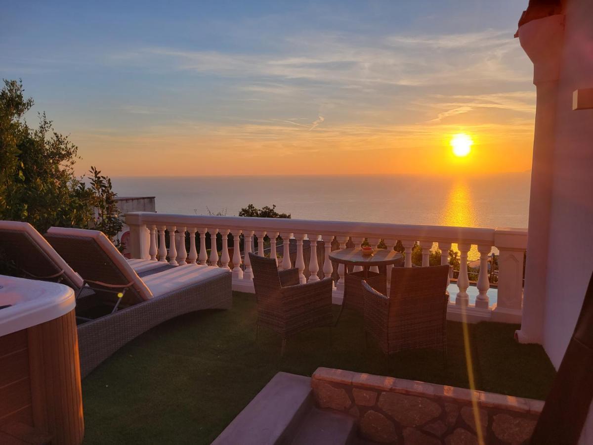 Vista Mare Bb Bed & Breakfast อนากาปรี ภายนอก รูปภาพ