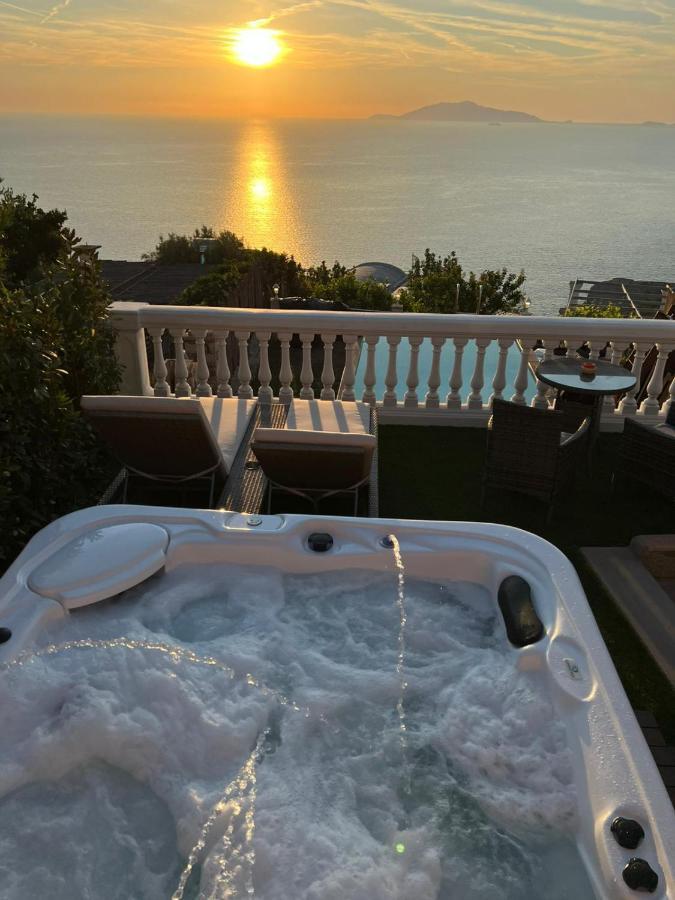 Vista Mare Bb Bed & Breakfast อนากาปรี ภายนอก รูปภาพ