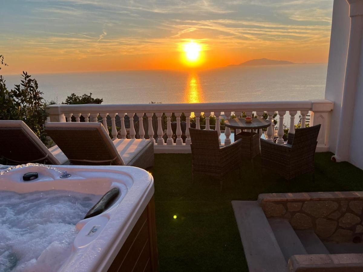 Vista Mare Bb Bed & Breakfast อนากาปรี ภายนอก รูปภาพ